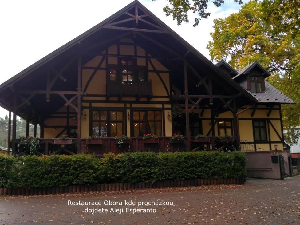 Homestay Подебрады Экстерьер фото